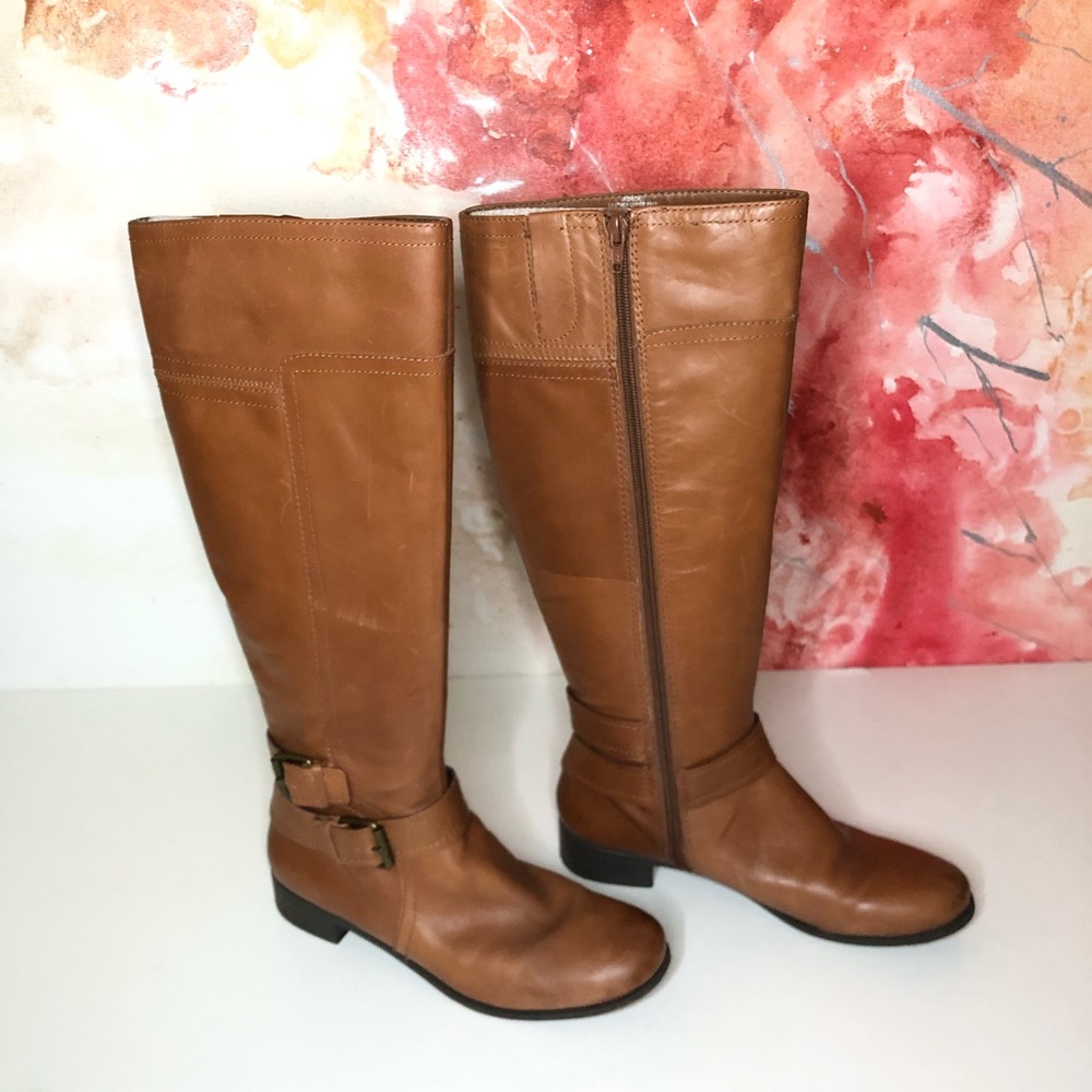Nine West Light Brown Boots size M